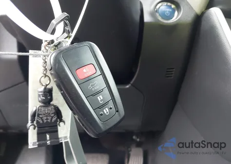 2022 Toyota Rav4 Hybrid Xle from USA, damaged, VIN 4T3RWRFV3NU061097